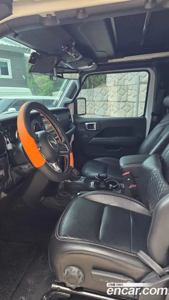 Jeep Wrangler 2021 — Photo 5/13