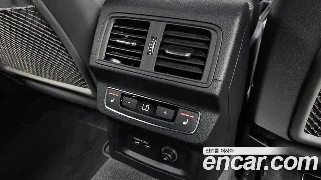 Audi Q5 2021 — Фото 18/20