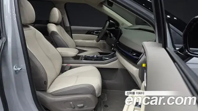 Kia Carnival 2025 — Photo 11/20