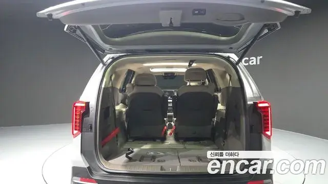 Kia Carnival 2025 — Photo 20/20