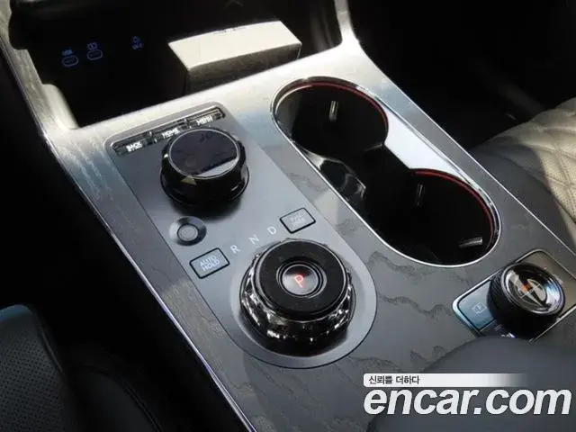 Genesis GV80 2025 — Şəkil 13/20