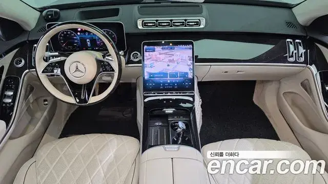 Mercedes-Benz S-Class 2021 — Photo 18/35