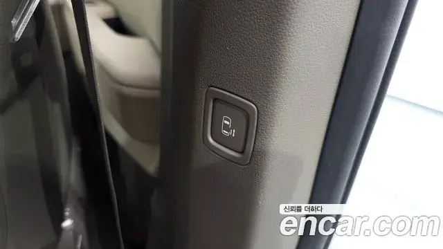 Kia Carnival 2024 — Photo 31/42