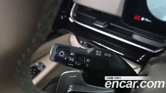 Kia Carnival 2024 — Photo 15/42