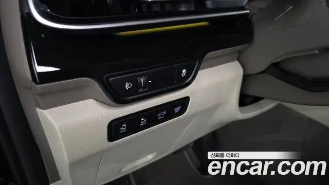 Kia Carnival 2024 — Photo 5/42