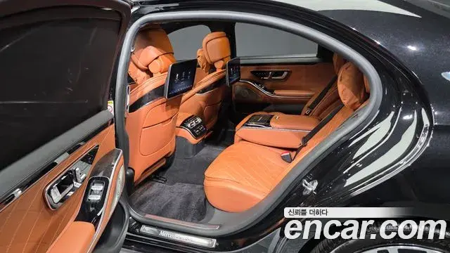 Mercedes-Benz S-Class 2021 — Фото 11/20