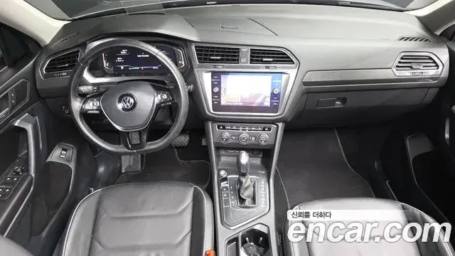 Volkswagen Tiguan Allspace 2020 — Photo 6/42