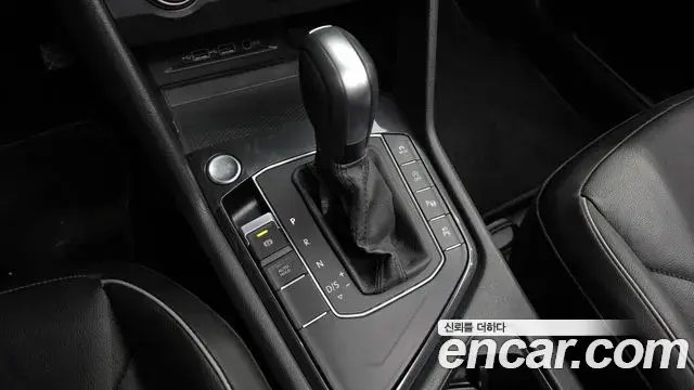 Volkswagen Tiguan Allspace 2020 — Photo 19/42