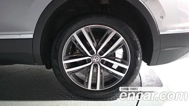 Volkswagen Tiguan Allspace 2020 — Photo 37/42