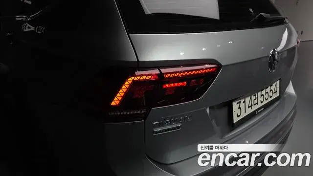 Volkswagen Tiguan Allspace 2020 — Photo 24/42