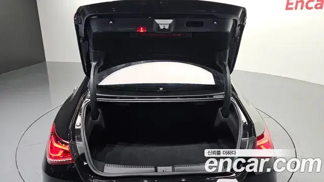 Mercedes-Benz CLA-Class 2020 — Photo 12/30