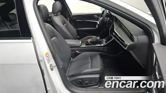Audi A6 2023 — ფოტო 27/35