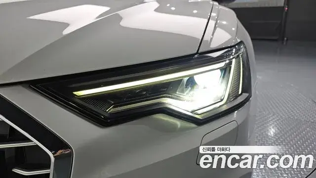 Audi A6 2021 — ფოტო 8/35