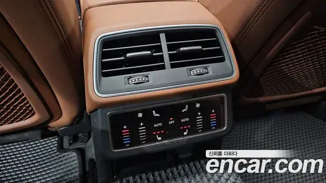 Audi A6 2021 — ფოტო 4/35