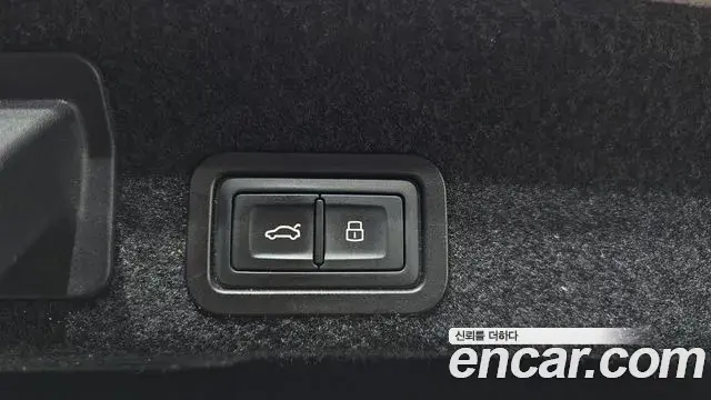 Audi A6 2021 — ფოტო 5/35
