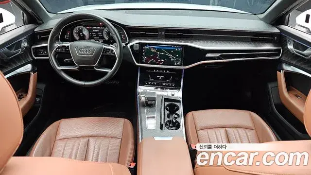 Audi A6 2022 — ფოტო 10/35