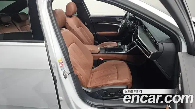 Audi A6 2022 — ფოტო 35/35