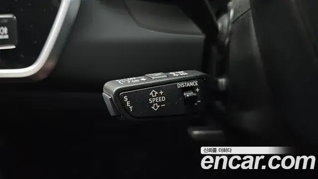 Audi A6 2022 — ფოტო 29/35