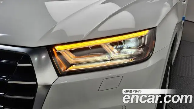 Audi Q5 2020 — Şəkil 2/35