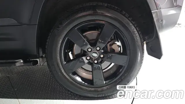 Land Rover Defender 2022 — Şəkil 5/40