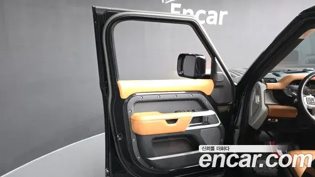 Land Rover Defender 2022 — Şəkil 9/40