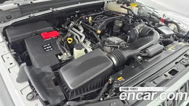 Jeep Gladiator 2022 — Şəkil 32/33