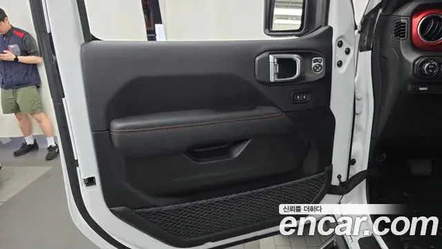 Jeep Gladiator 2022 — Şəkil 10/33