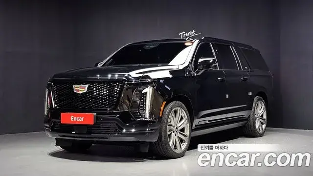 Cadillac Escalade 2026 — Фото 1/20
