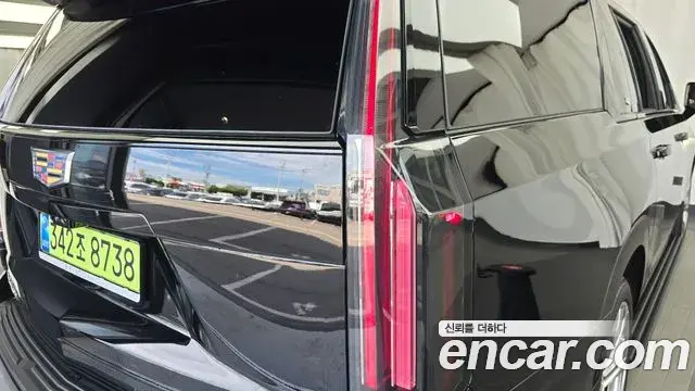 Cadillac Escalade 2026 — Photo 4/32