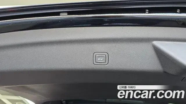 Cadillac Escalade 2026 — Photo 7/32