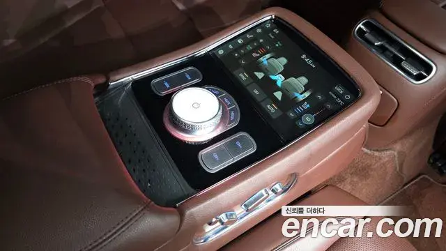 Genesis G90 2022 — ფოტო 2/20