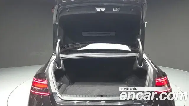 Genesis G90 2022 — ფოტო 1/20