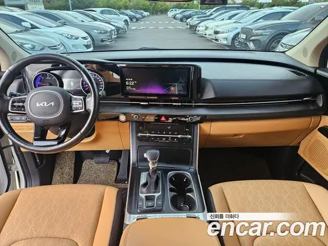 Kia Carnival 2021 — Фото 9/20