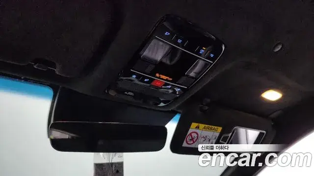 Hyundai Grandeur Hybrid 2024 — Photo 33/37