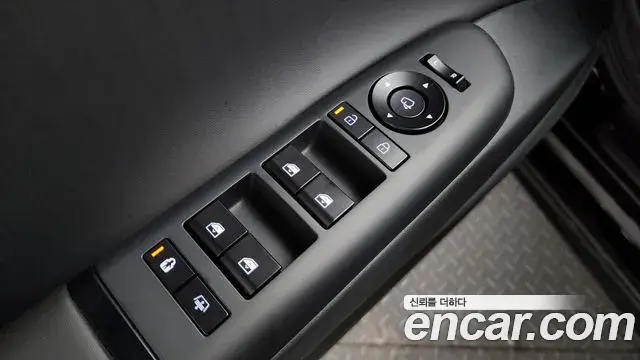 Hyundai Grandeur Hybrid 2024 — Photo 37/37