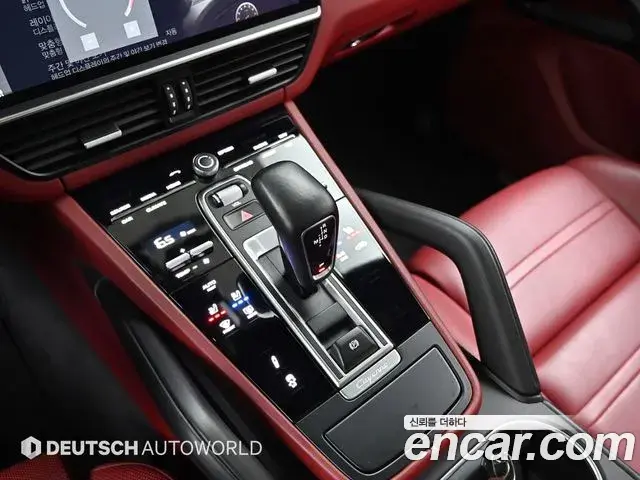 Porsche Cayenne 2020 — Photo 4/20