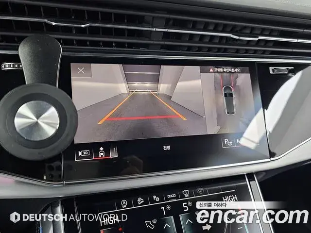 Audi Q7 2021 — Фото 14/20