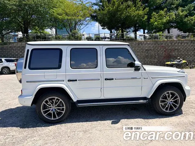 Mercedes-Benz G-Class 2025 — Фото 4/20