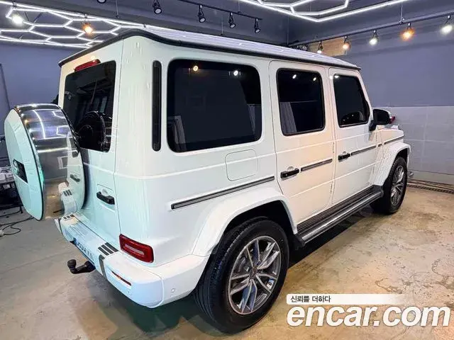 Mercedes-Benz G-Class 2025 — Фото 5/20