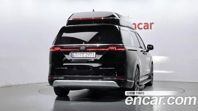 Kia Carnival 2021 — Photo 4/20