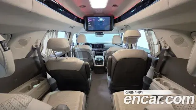 Kia Carnival 2021 — Photo 12/20