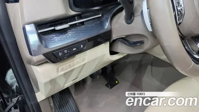 Kia Carnival 2021 — Photo 18/20