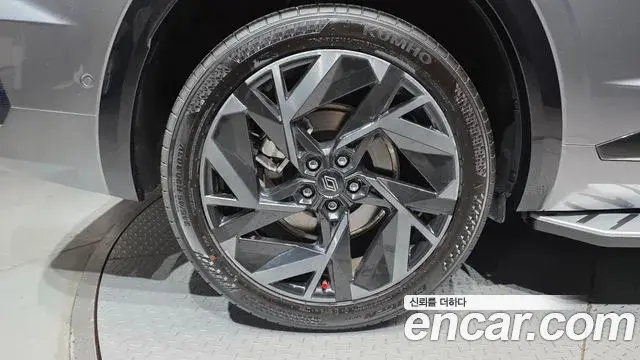 Renault Samsung Grand Koleos 2025 — Photo 12/20