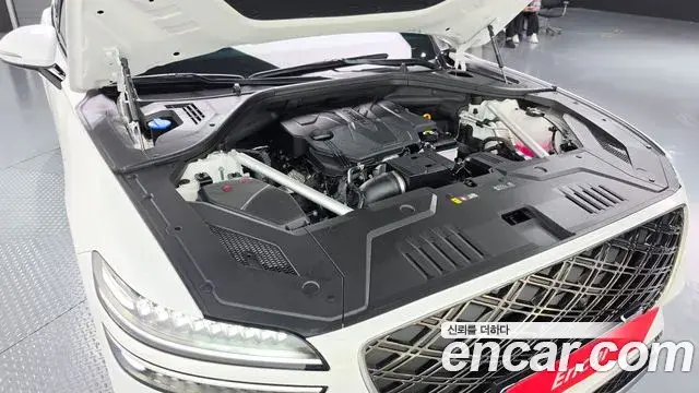 Genesis GV70 2025 — ფოტო 8/20