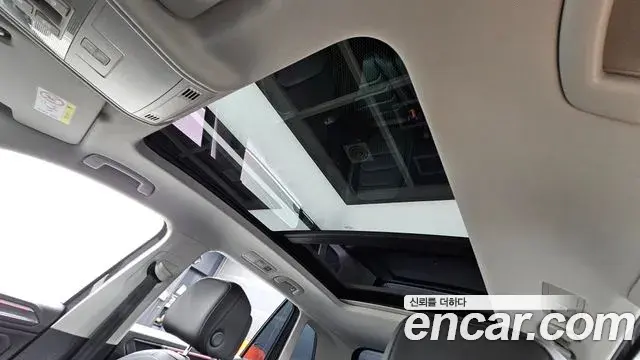 Volkswagen Tiguan 2022 — Photo 33/35