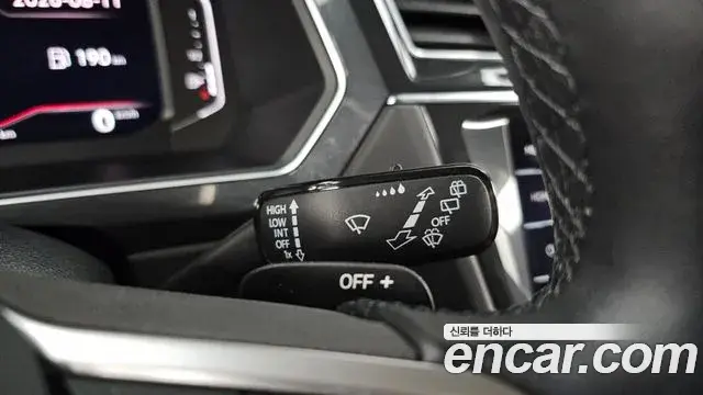 Volkswagen Tiguan 2022 — Photo 26/35