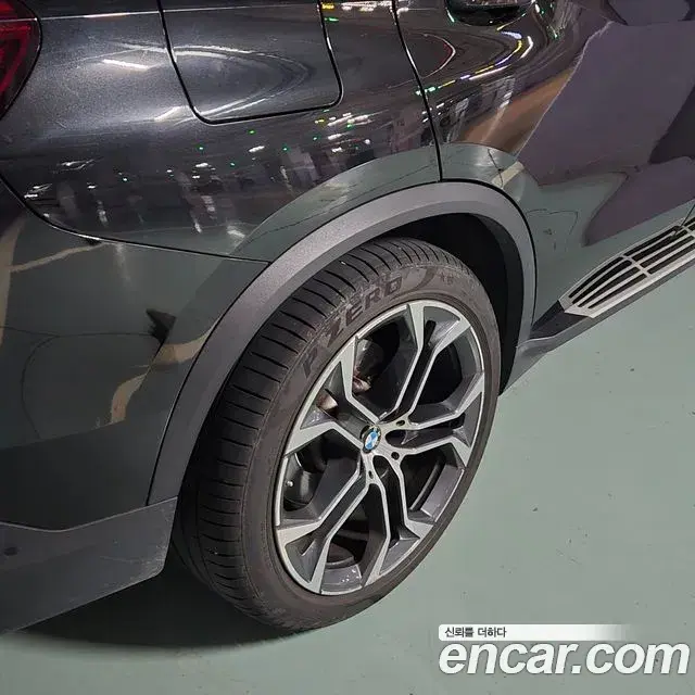 BMW X5 2023 — Фото 14/19