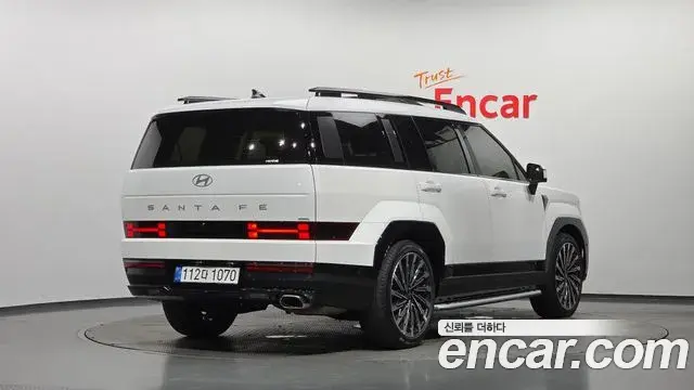 Hyundai Santa Fe 2025 — Photo 4/20