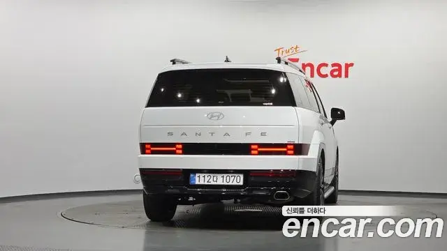 Hyundai Santa Fe 2025 — Photo 17/20
