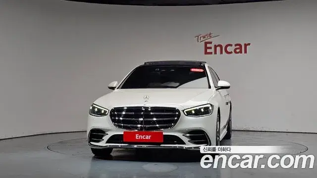 Mercedes-Benz S-Class 2023 — Фото 3/20